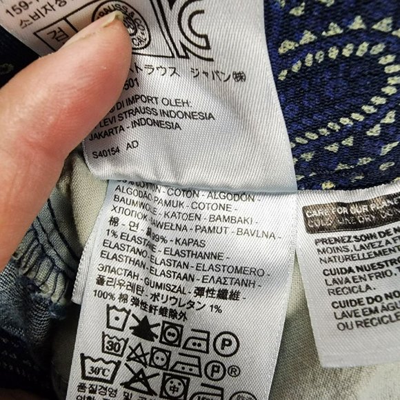 Levis Jeans Womens 16 525  Dark Wash Stretch Mid Rise Shaping Straight Leg - Picture 13 of 16